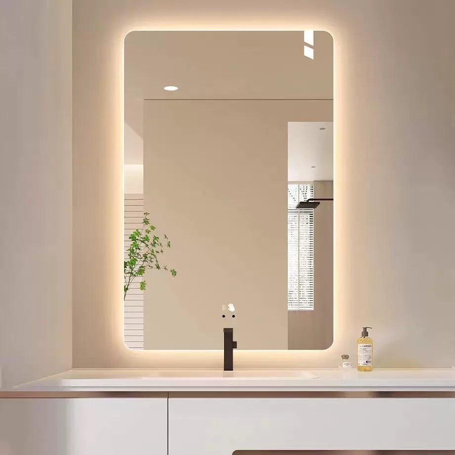 Frame-free square with rounded edges, smart mirror backlighting, anti-fog feature, customizable full-body mirror, dressing mirror, bathroom mirror, toiletry mirror.