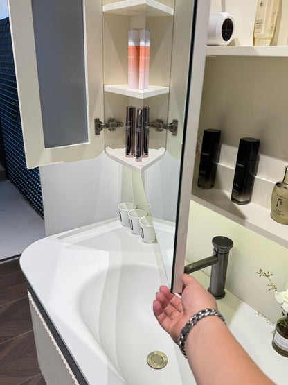High-end custom bathroom cabinet/makeup table with high-temperature rock plate, integrated ceramic basin, mixed oil finish, solid wood cabinet.