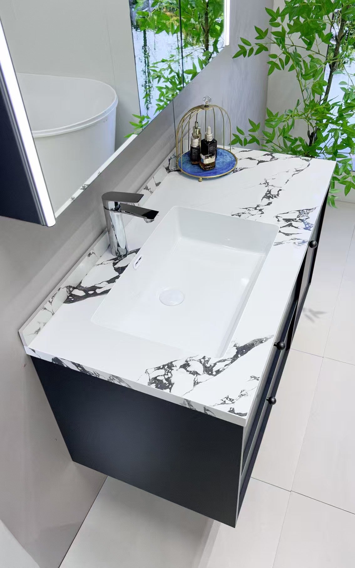 Wooden bathroom cabinet with natural wood style, washbasin, eco-friendly bathroom cabinet, stone slab integrated bathroom, ceramic basin